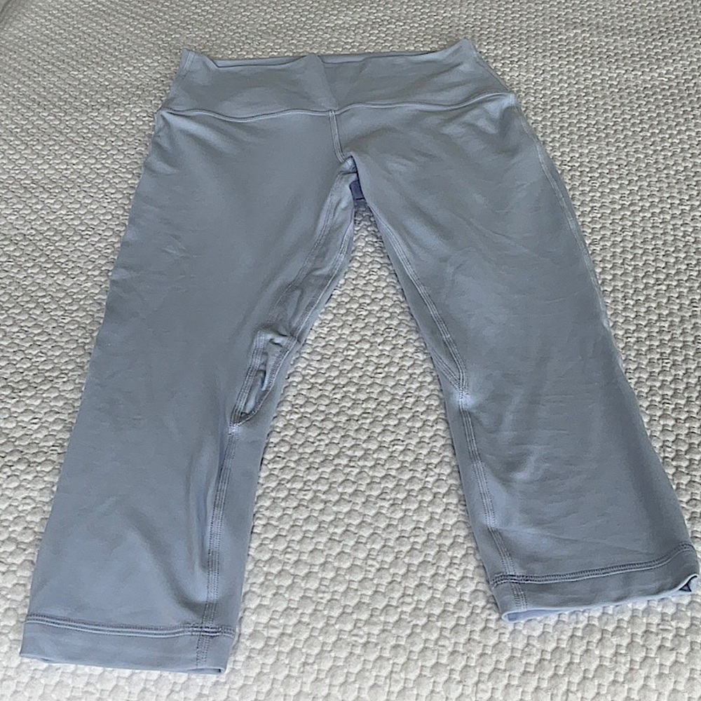 Lululemon yoga pants